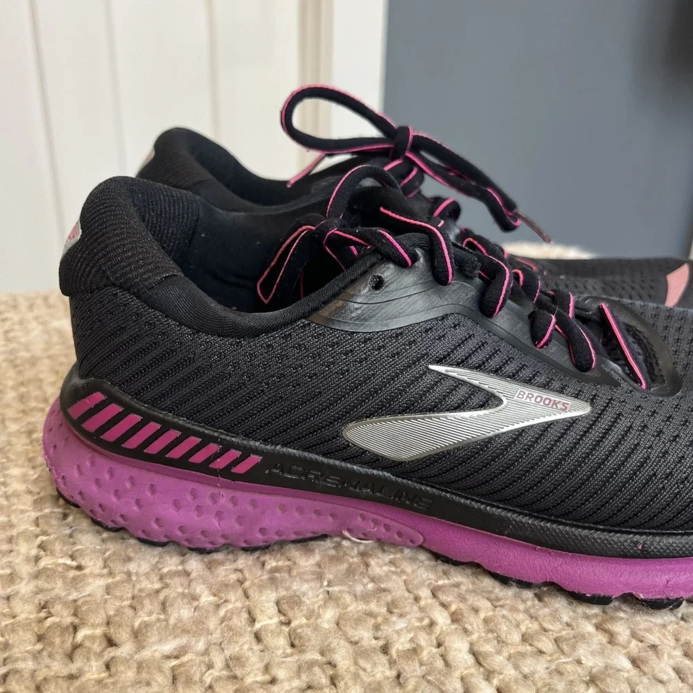 Brooks Womens Adrenaline GTS 20‎ 1202961B062 Black Running Shoes Sneakers Sz 8